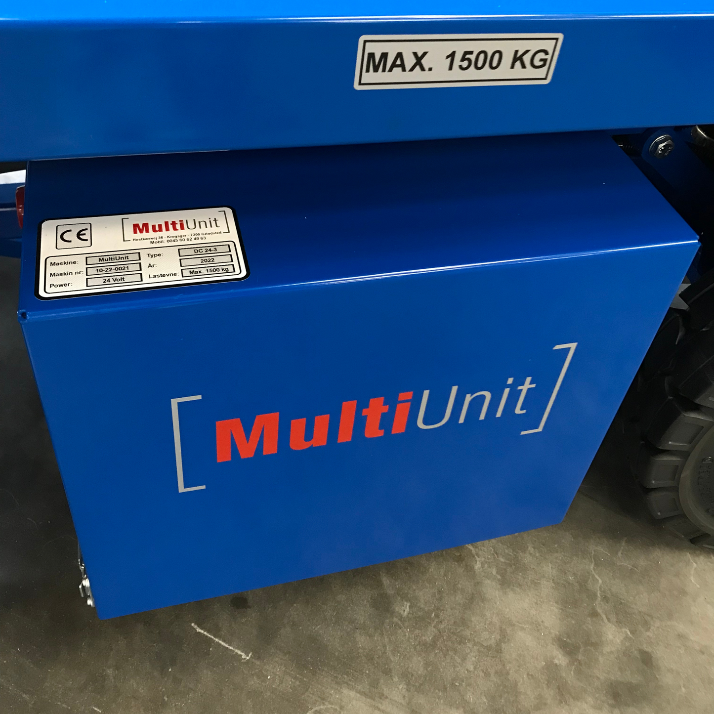 DC 24-3 Eldrevet transportvogn m. hydraulisk løft - Hydraulic Lift Trolley